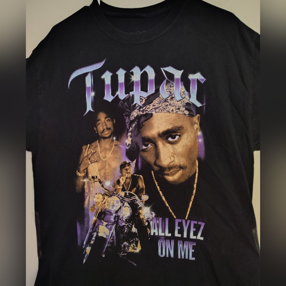 NWOT TUPAC Black Graphic T-Shirt with Purple Accents Size Large - Picture 1 of 4